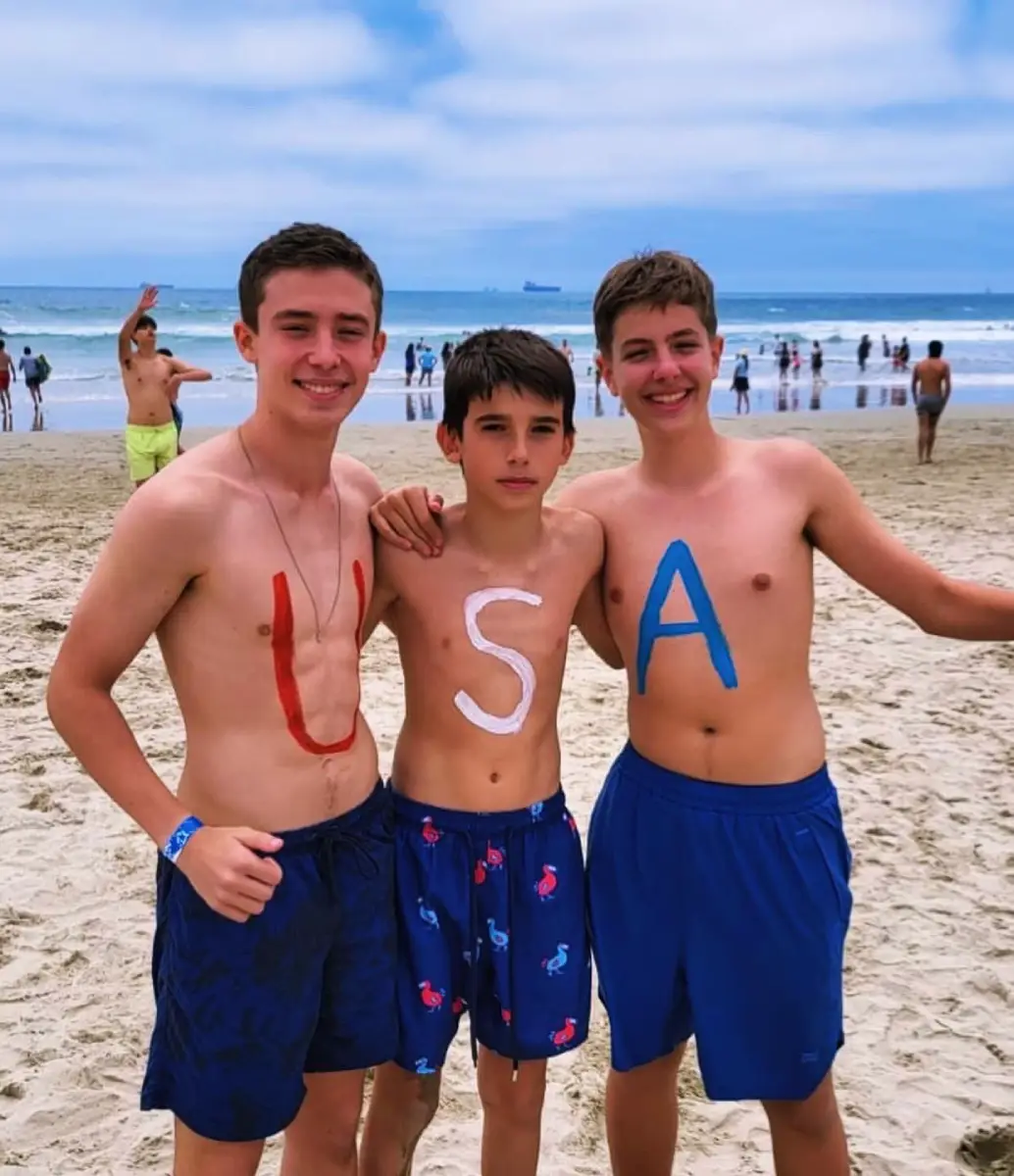 English course at the beach in the USA